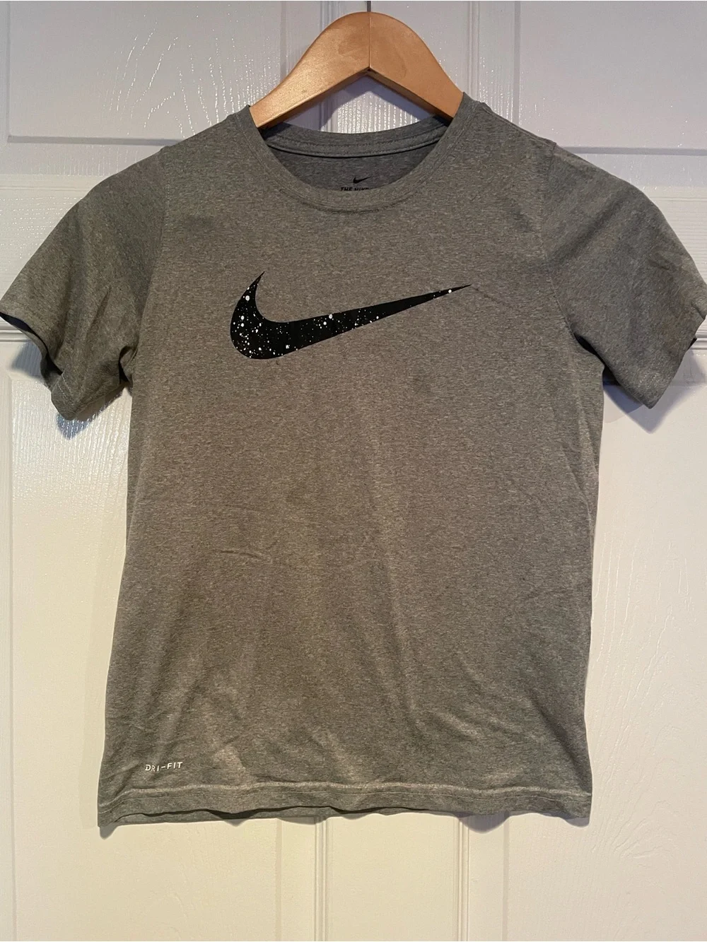 Nike Gray Short Sleeve Tee with Black Speckled Swoosh